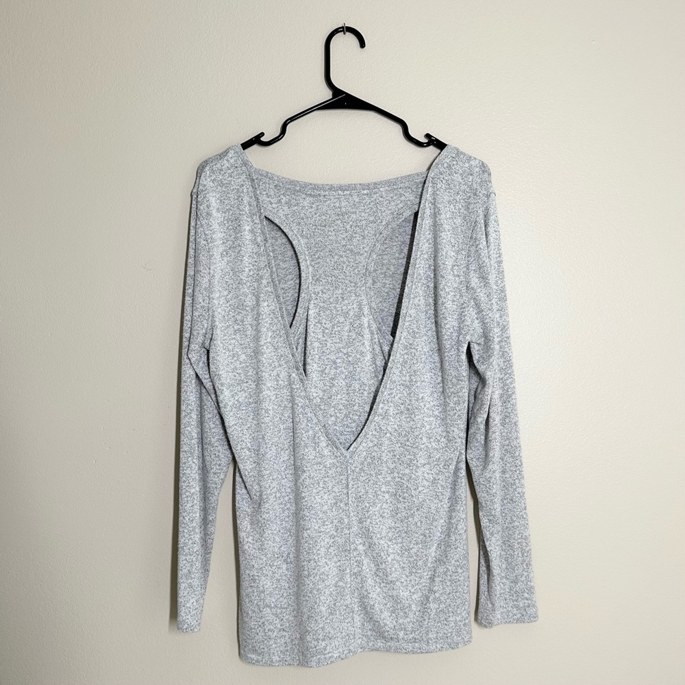 Athleta V Neck Layered Open Racerback Long Sleeve Tunic Top Light Heathered Gray